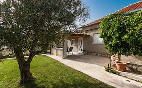 Holiday Apartment Near The Beach